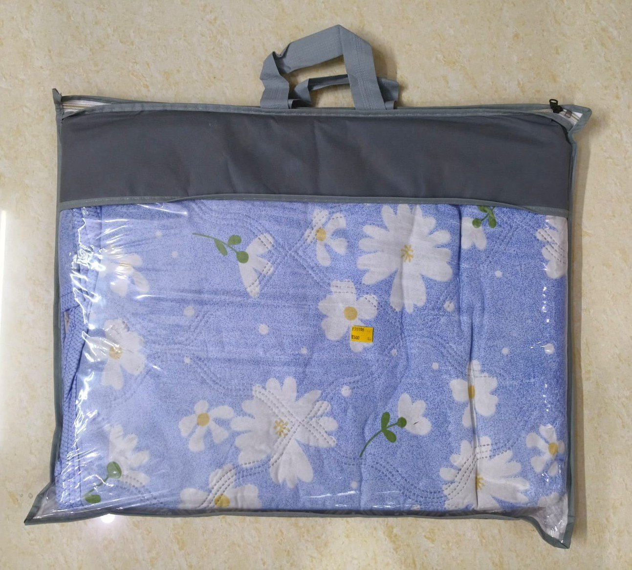 Ultra Soft Comforter – 68 x 90 Inches - Image 3
